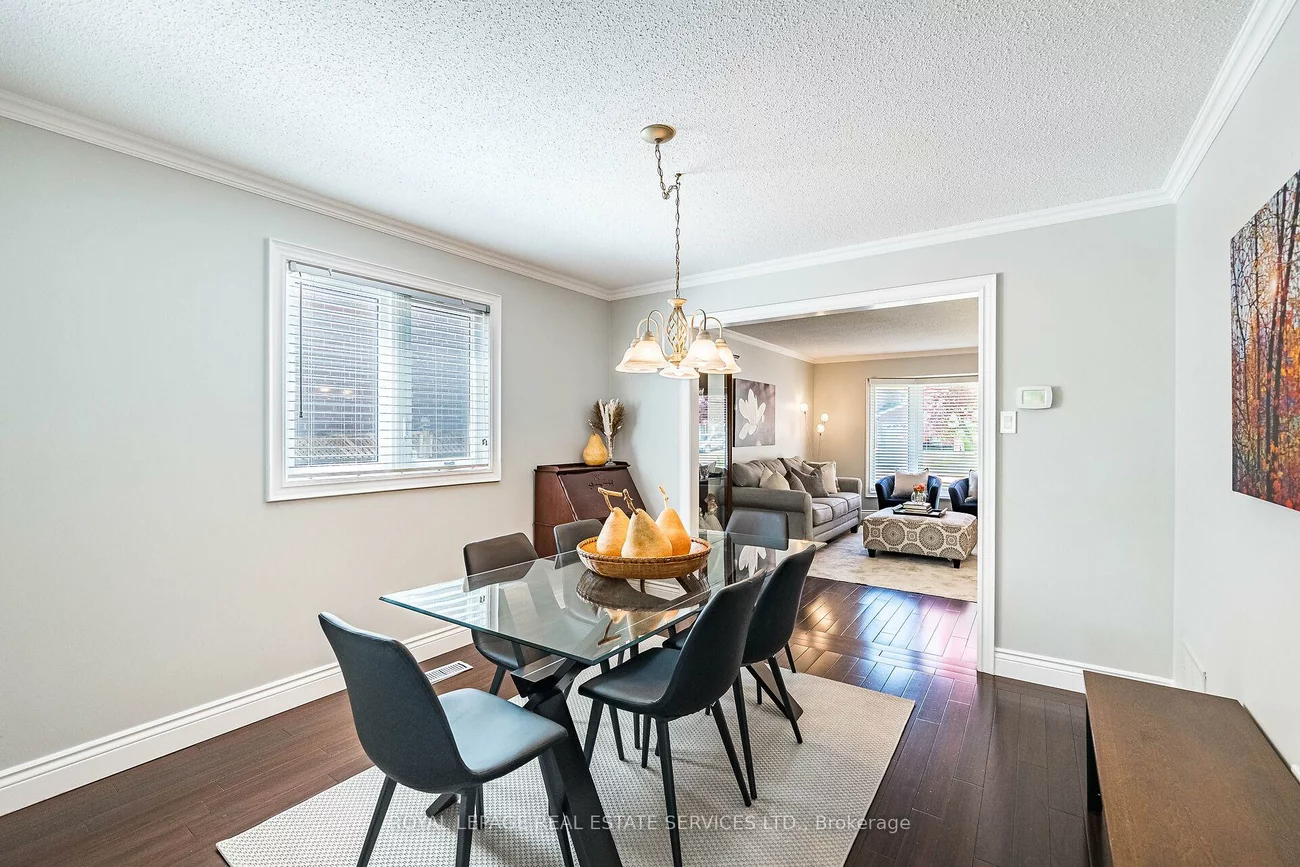 1532, Lovelady, Rathwood, Mississauga