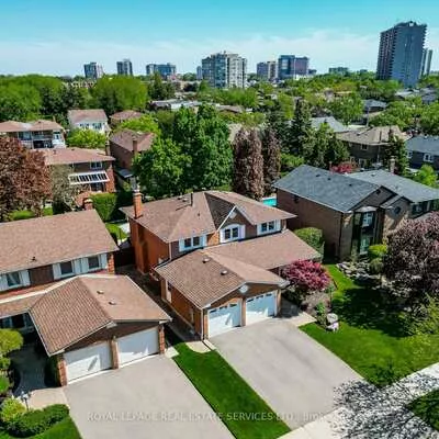 1532, Lovelady, Rathwood, Mississauga