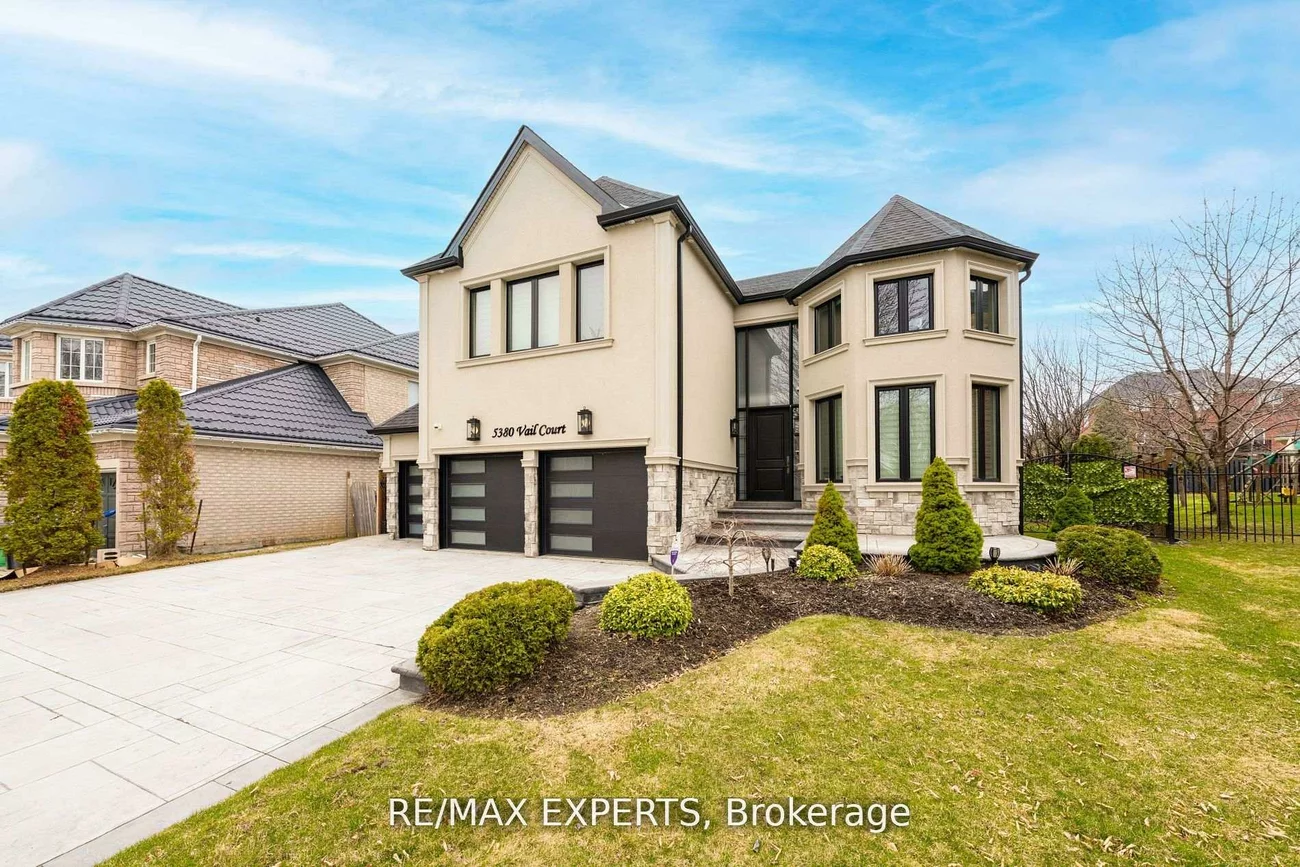 5380, Vail, Central Erin Mills, Mississauga