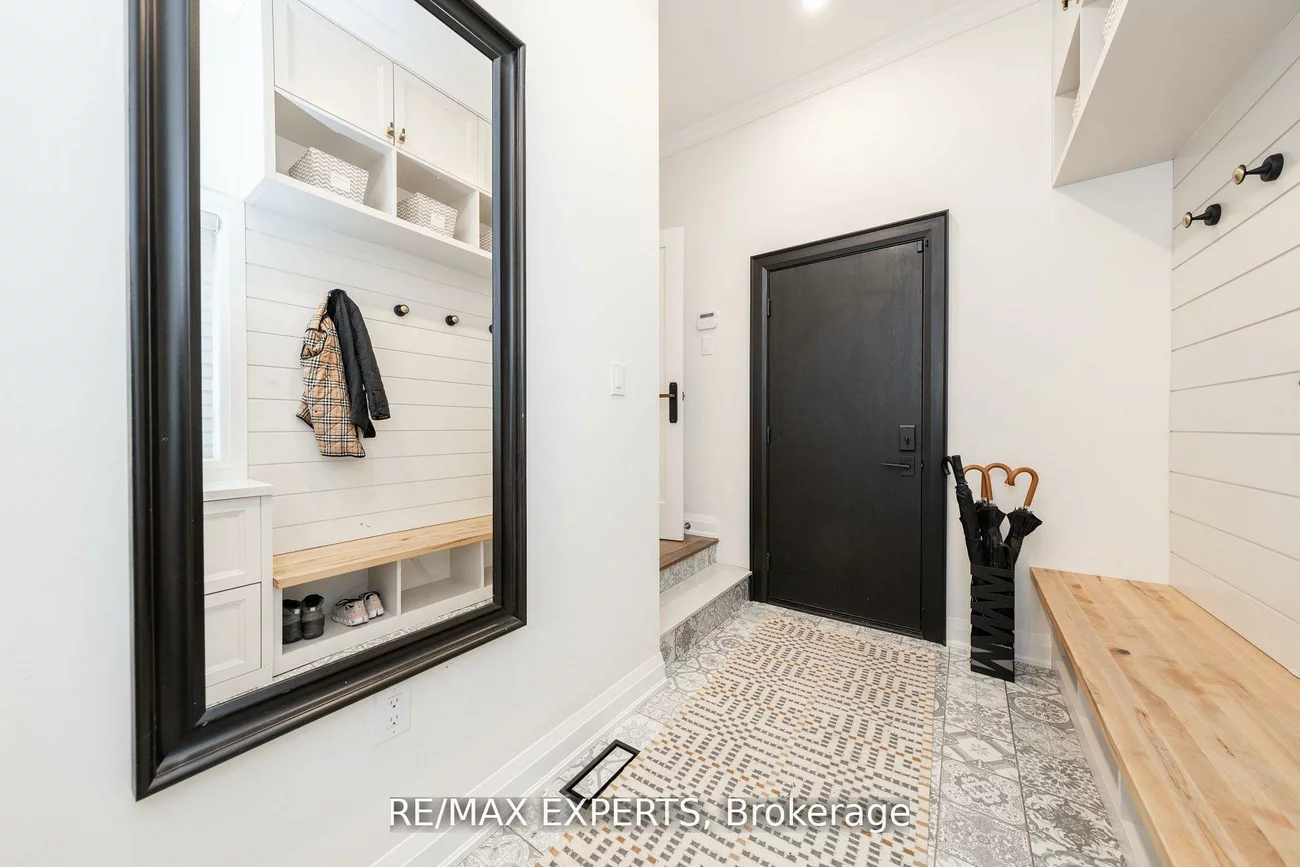 5380, Vail, Central Erin Mills, Mississauga