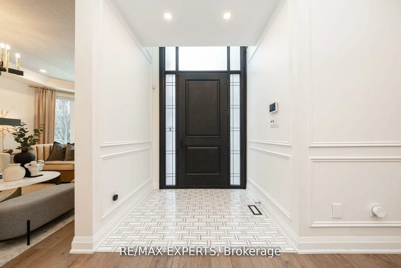 5380, Vail, Central Erin Mills, Mississauga