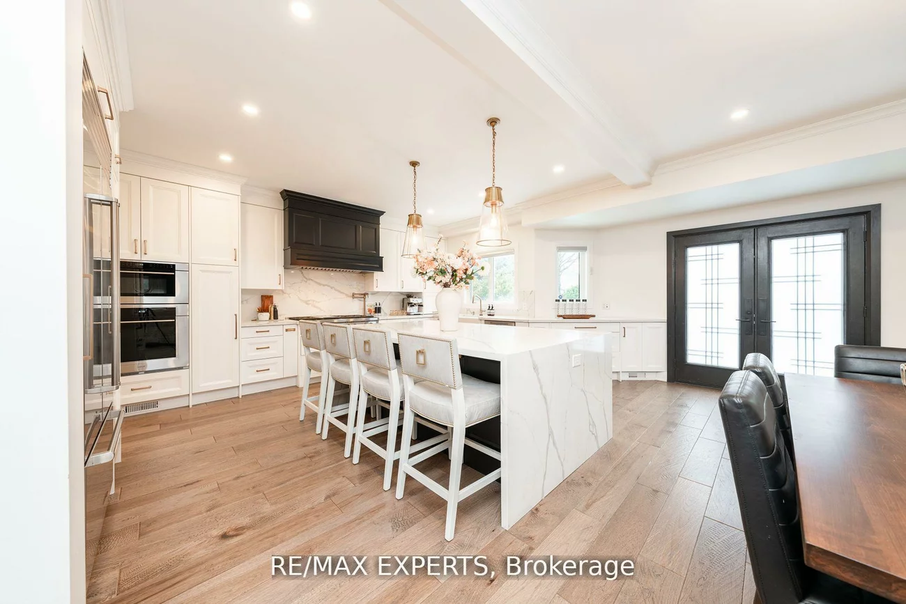 5380, Vail, Central Erin Mills, Mississauga