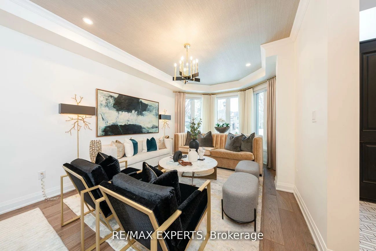 5380, Vail, Central Erin Mills, Mississauga