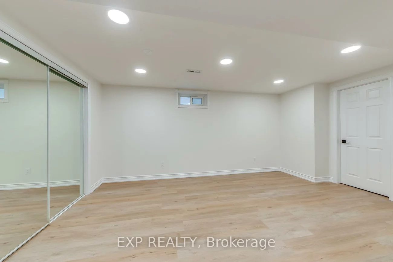 4223, Perivale, Creditview, Mississauga