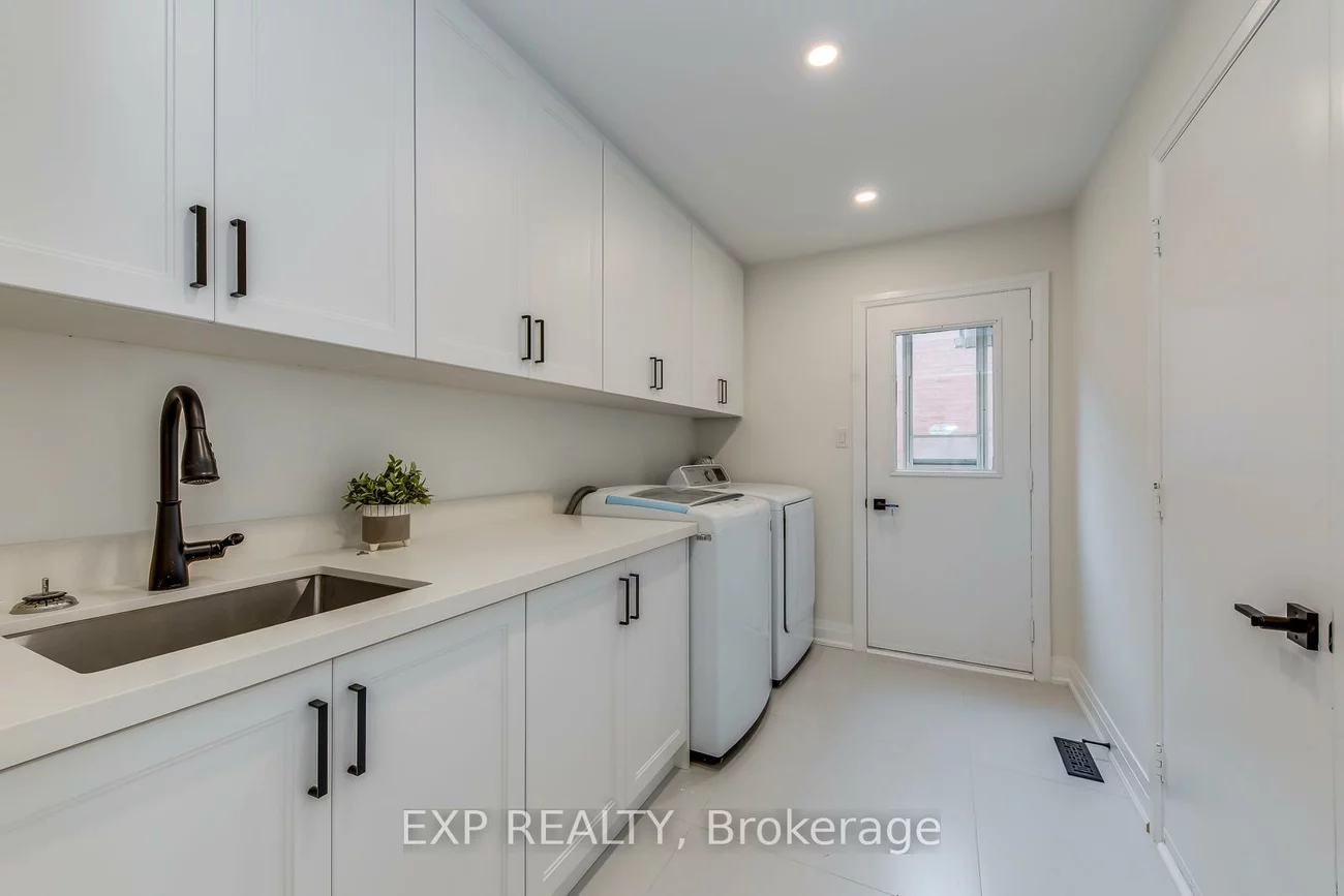 4223, Perivale, Creditview, Mississauga