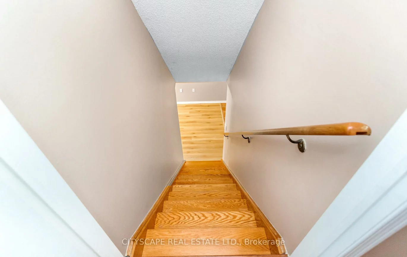 6607, Jazzy, Meadowvale Village, Mississauga