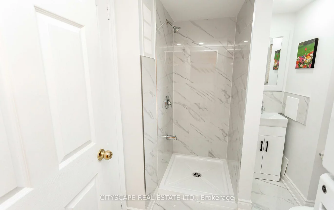 6607, Jazzy, Meadowvale Village, Mississauga