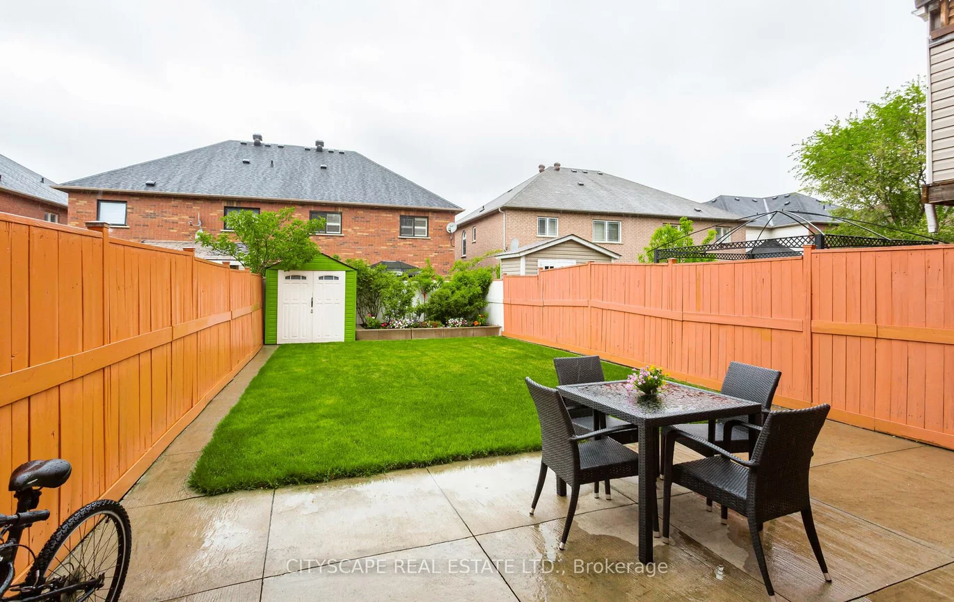 6607, Jazzy, Meadowvale Village, Mississauga
