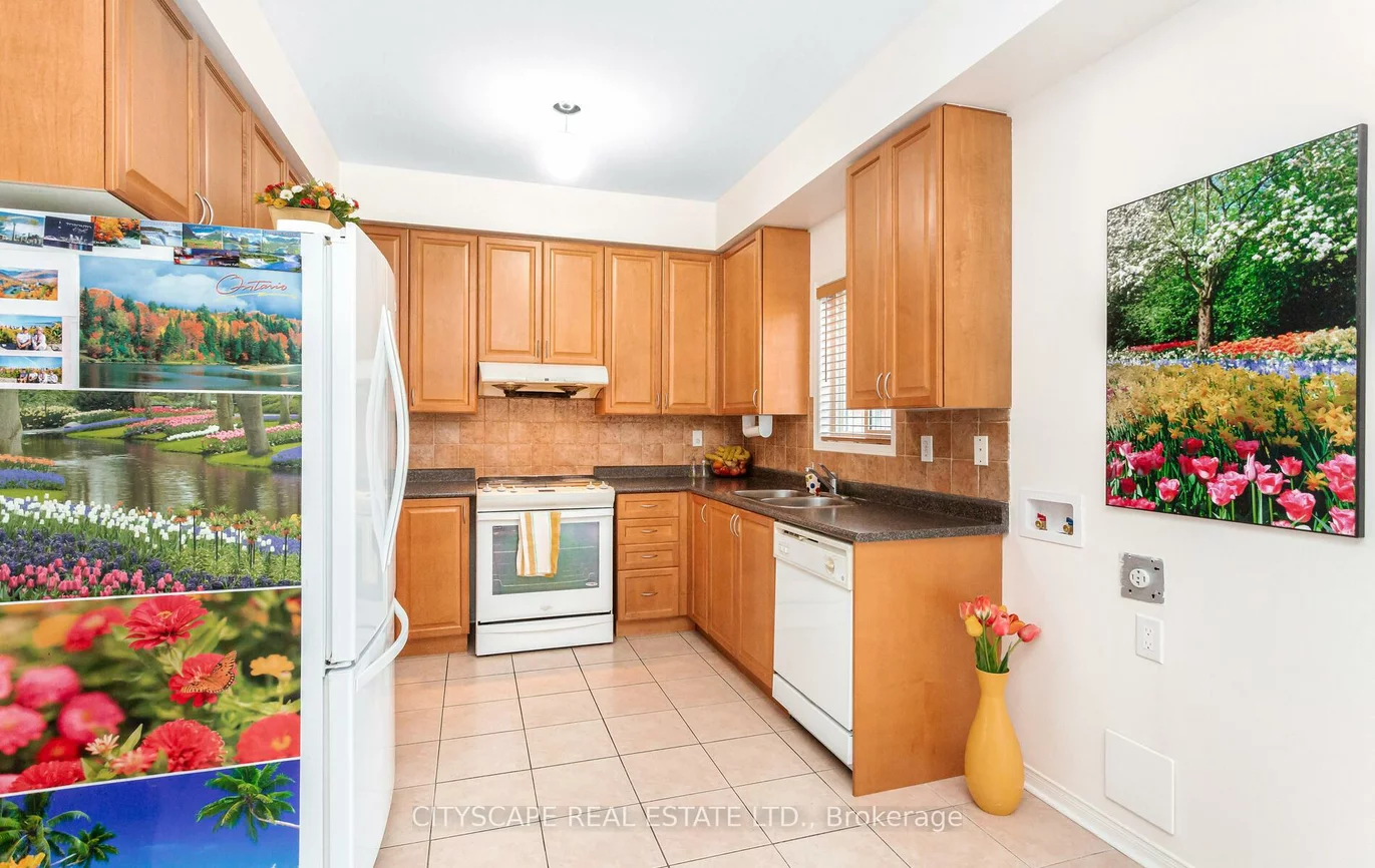 6607, Jazzy, Meadowvale Village, Mississauga