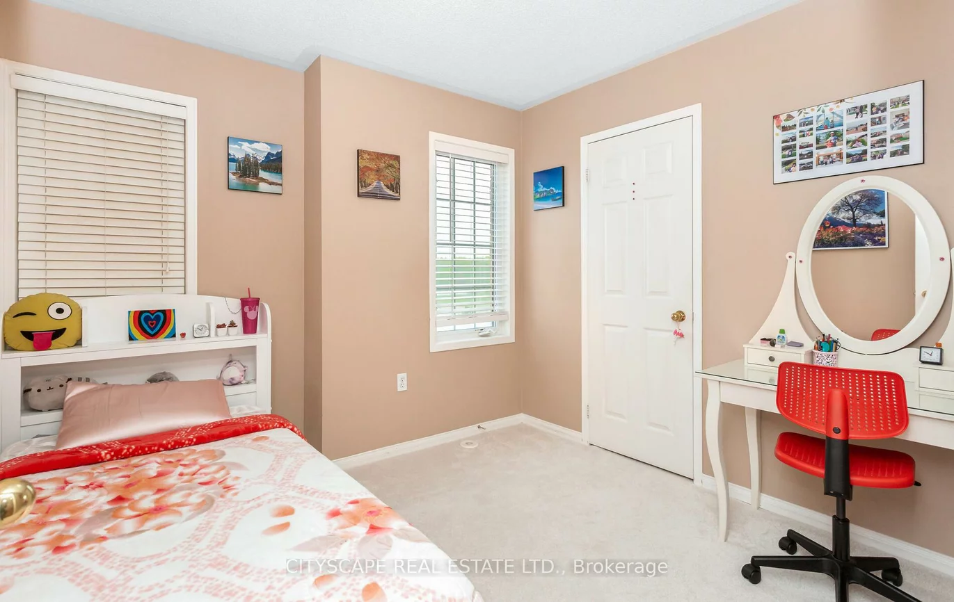 6607, Jazzy, Meadowvale Village, Mississauga