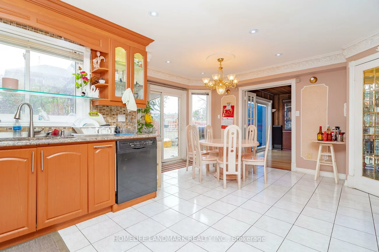 3211, Bloomfield, Lisgar, Mississauga