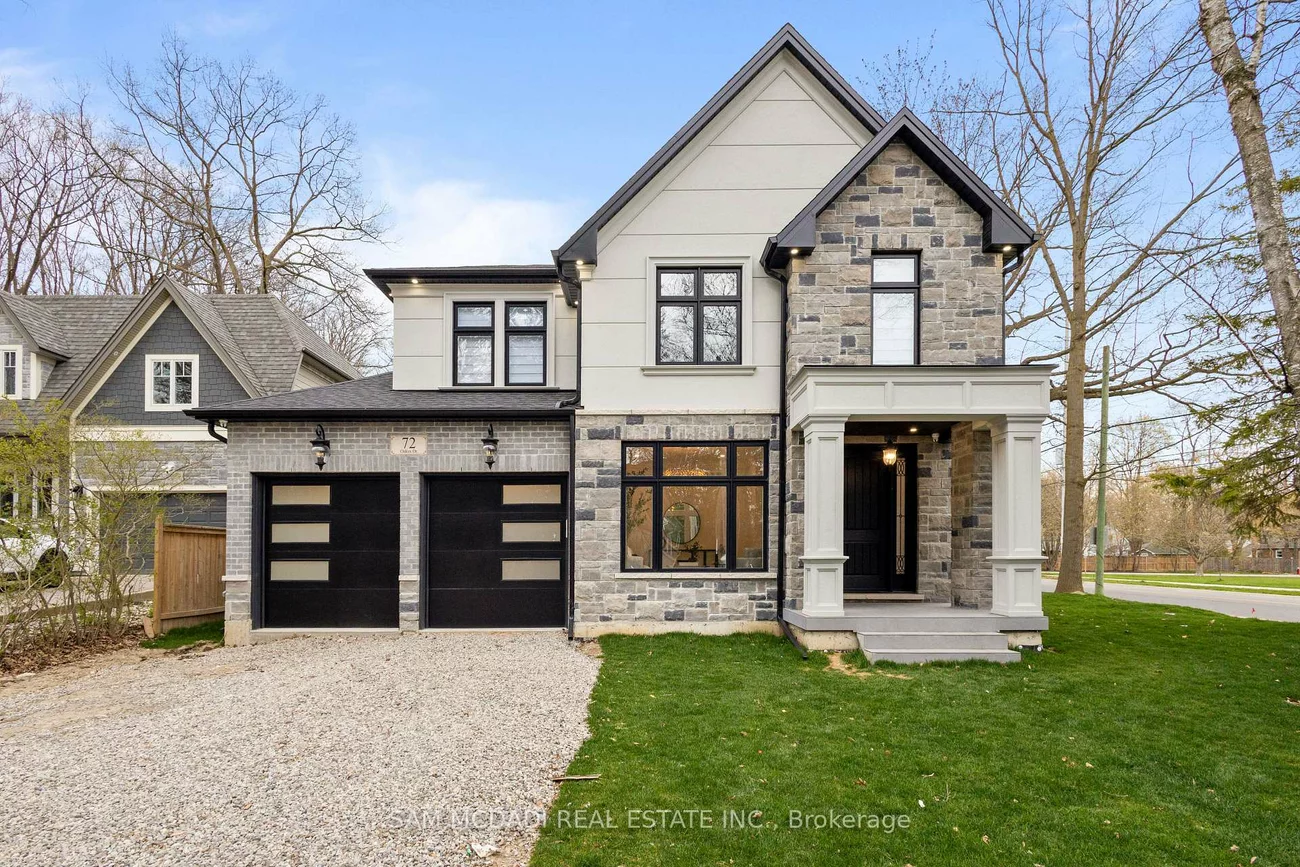 72, Oakes, Mineola, Mississauga