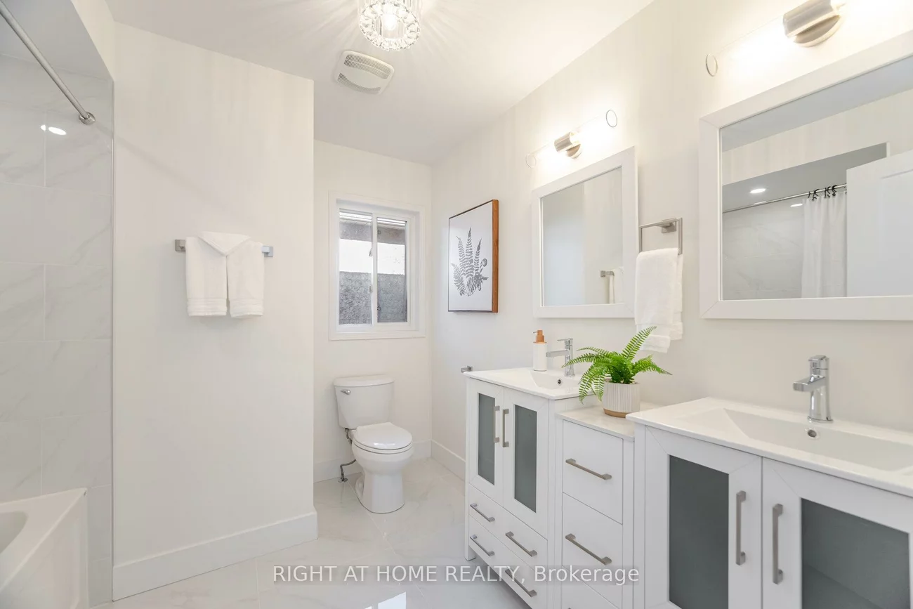 514, Huntington Ridge, Hurontario, Mississauga