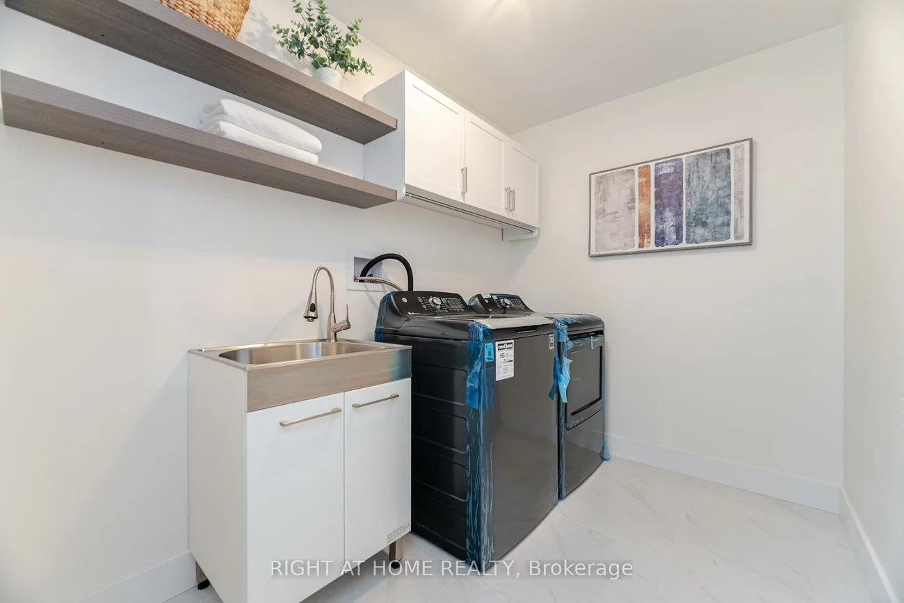 514, Huntington Ridge, Hurontario, Mississauga