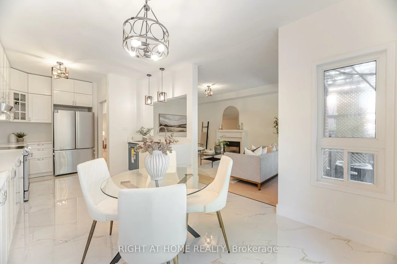 514, Huntington Ridge, Hurontario, Mississauga