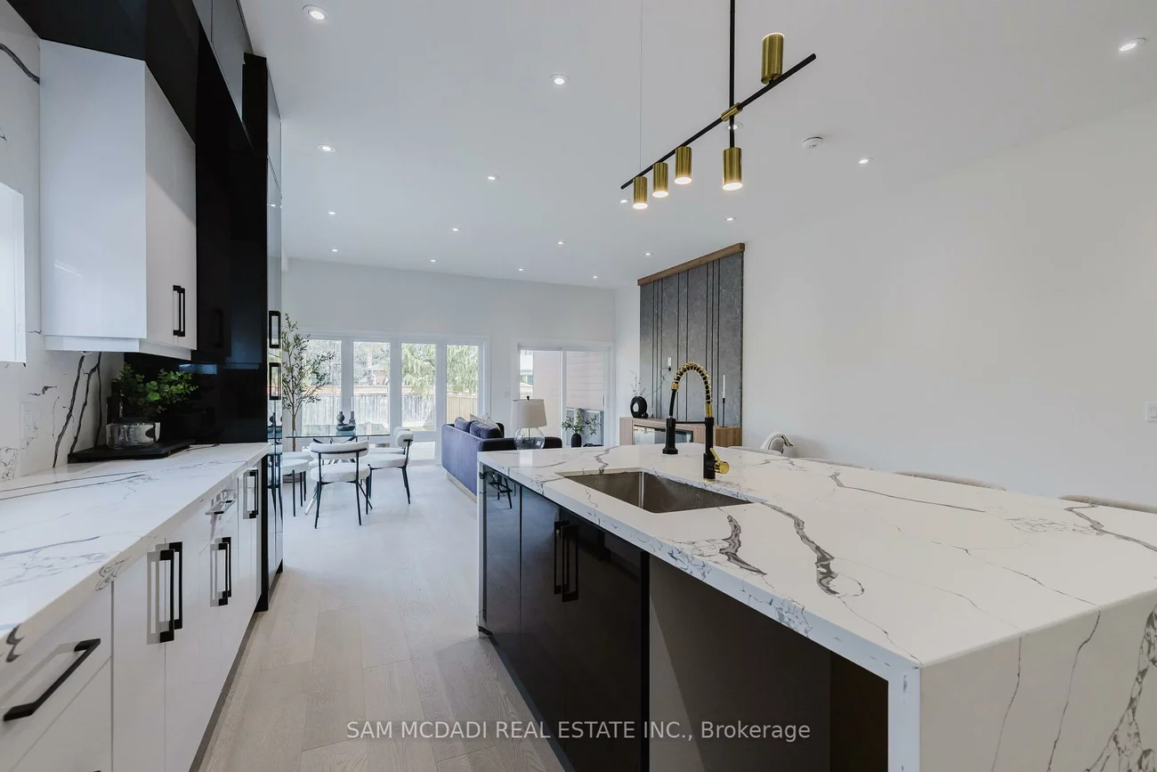 23B, Maple, Port Credit, Mississauga