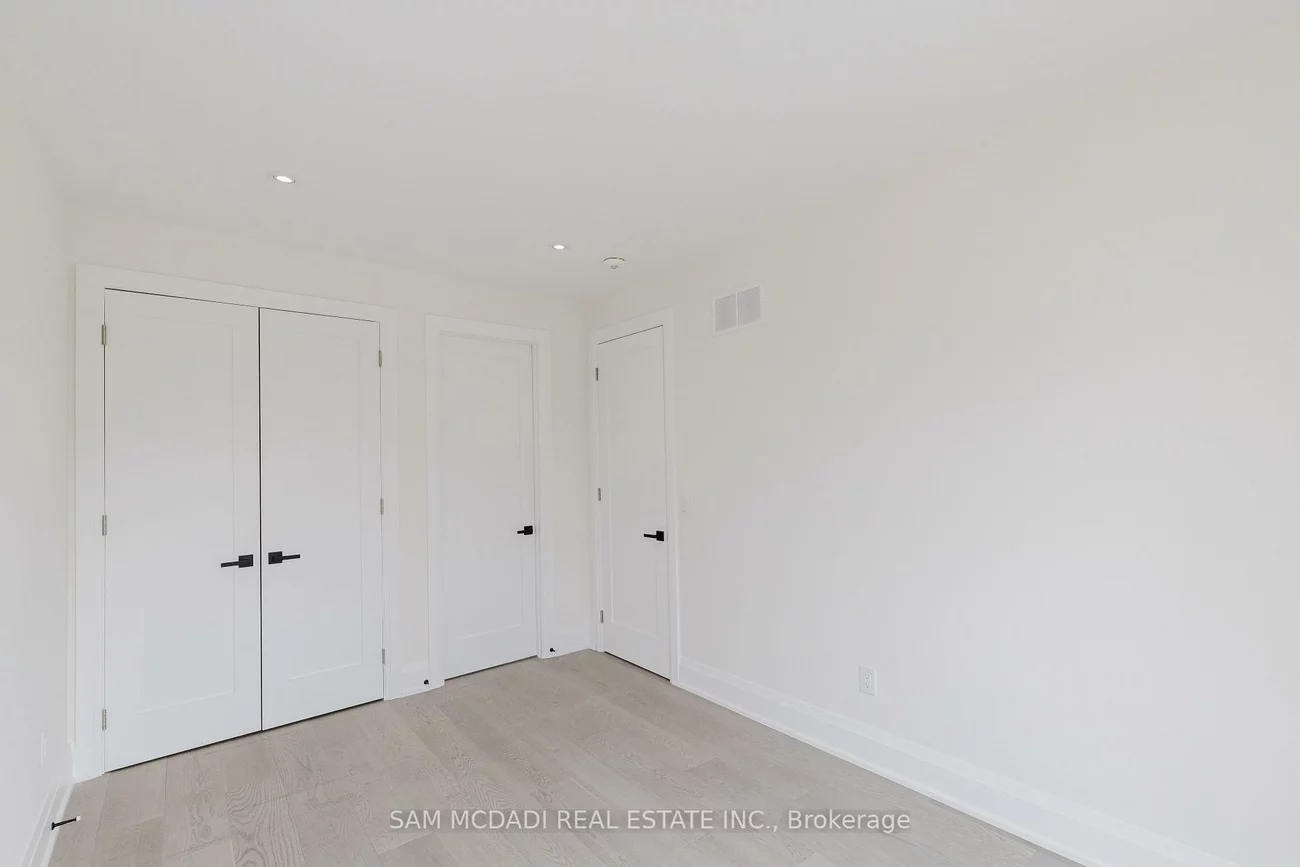 23B, Maple, Port Credit, Mississauga