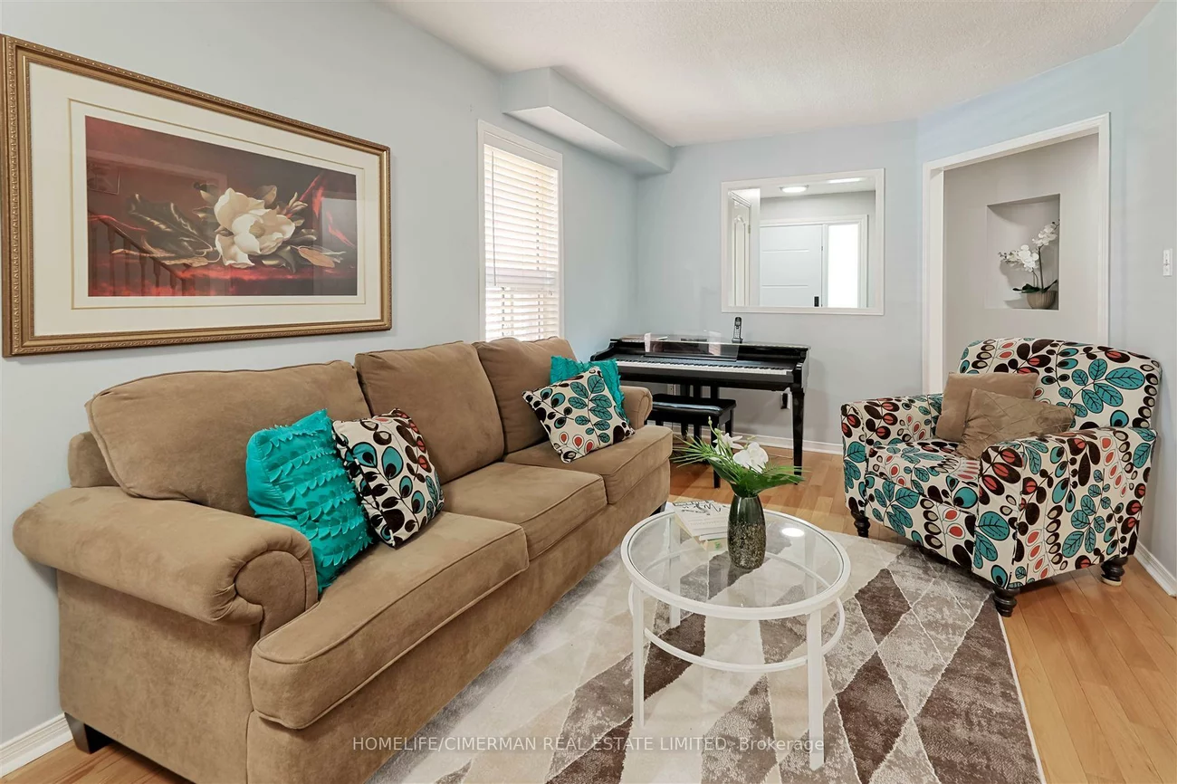 887, Golden Farmer, Meadowvale Village, Mississauga