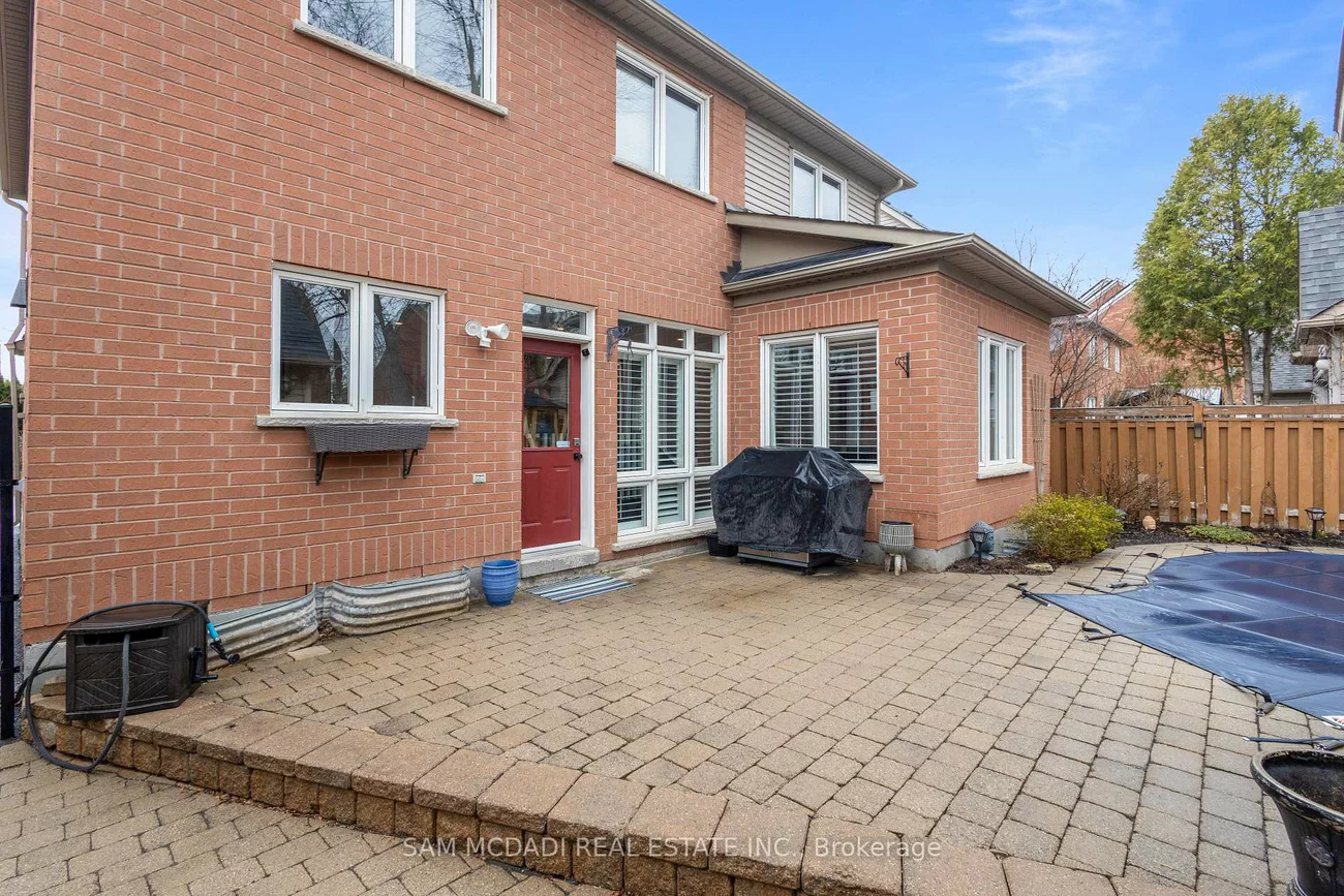 7174, Upton, Meadowvale Village, Mississauga