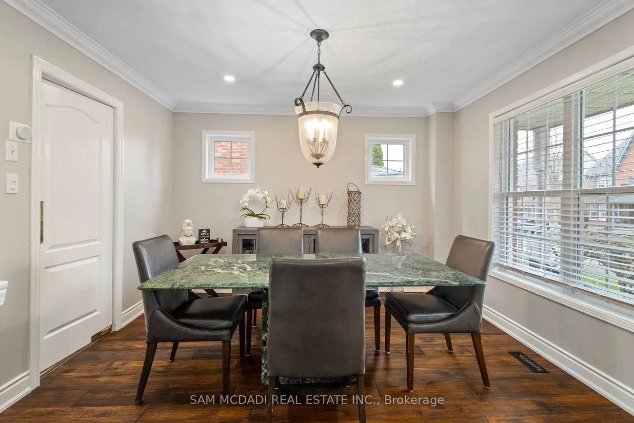 7174, Upton, Meadowvale Village, Mississauga