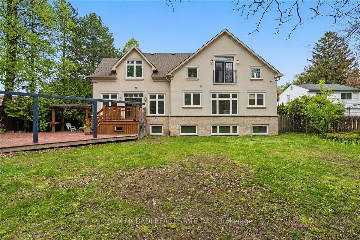 955, Albertson, Lorne Park, Mississauga