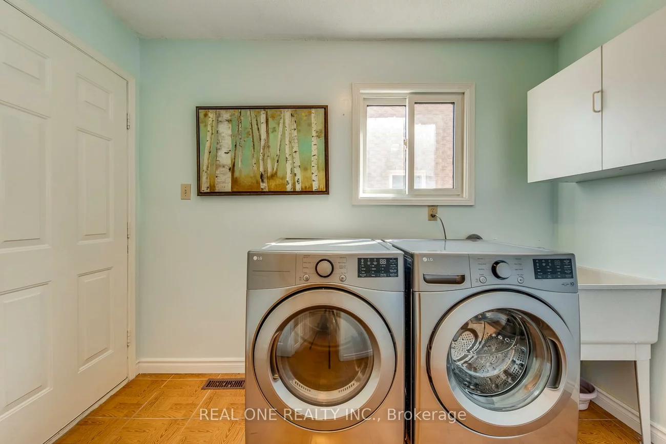 3310, Jackpine, Erin Mills, Mississauga