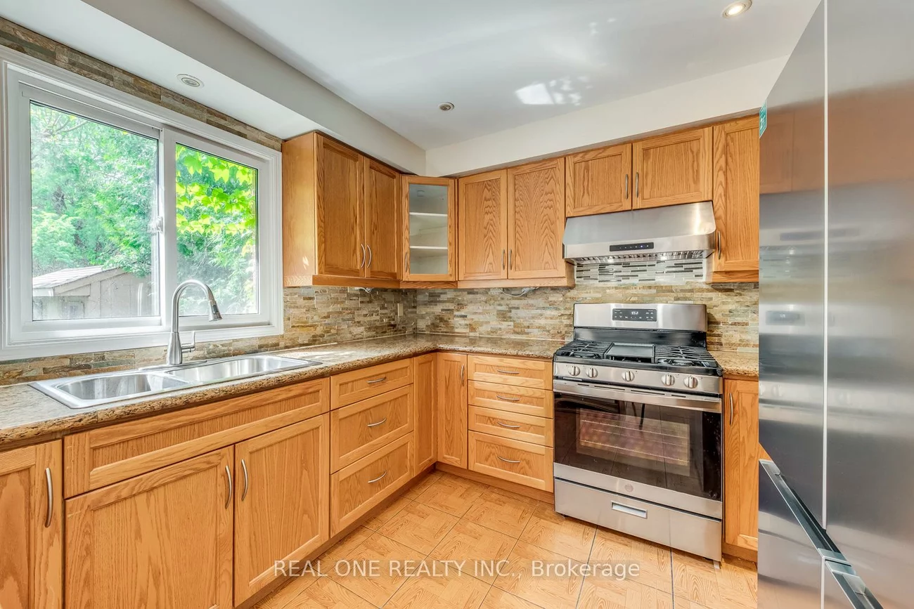 3310, Jackpine, Erin Mills, Mississauga