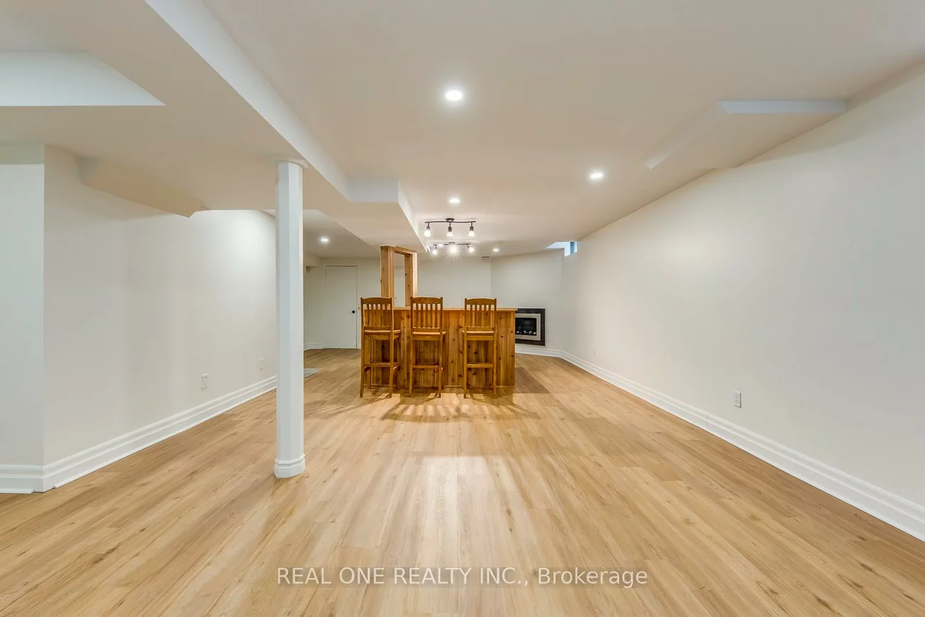 3310, Jackpine, Erin Mills, Mississauga