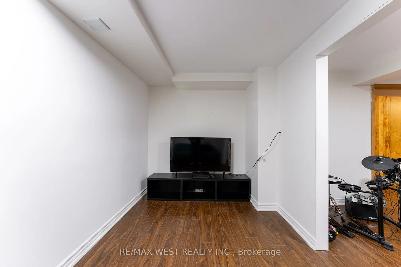 991, Mannington, Rathwood, Mississauga