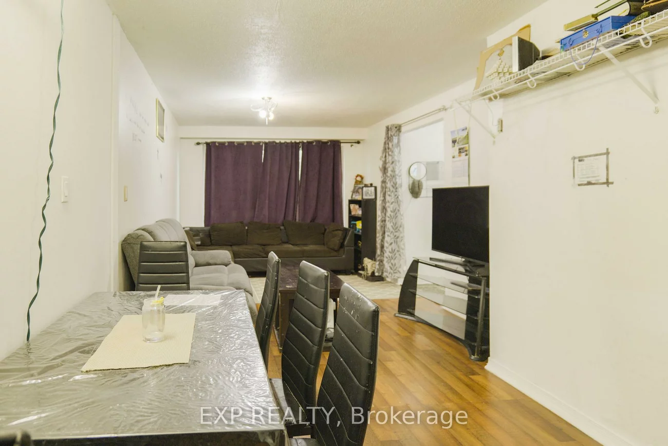 7335, Darcel, Malton, Mississauga