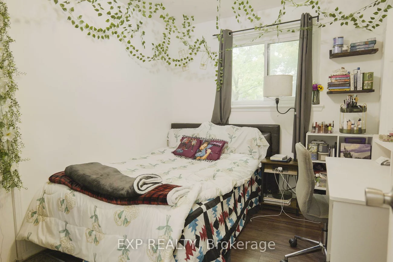 7335, Darcel, Malton, Mississauga