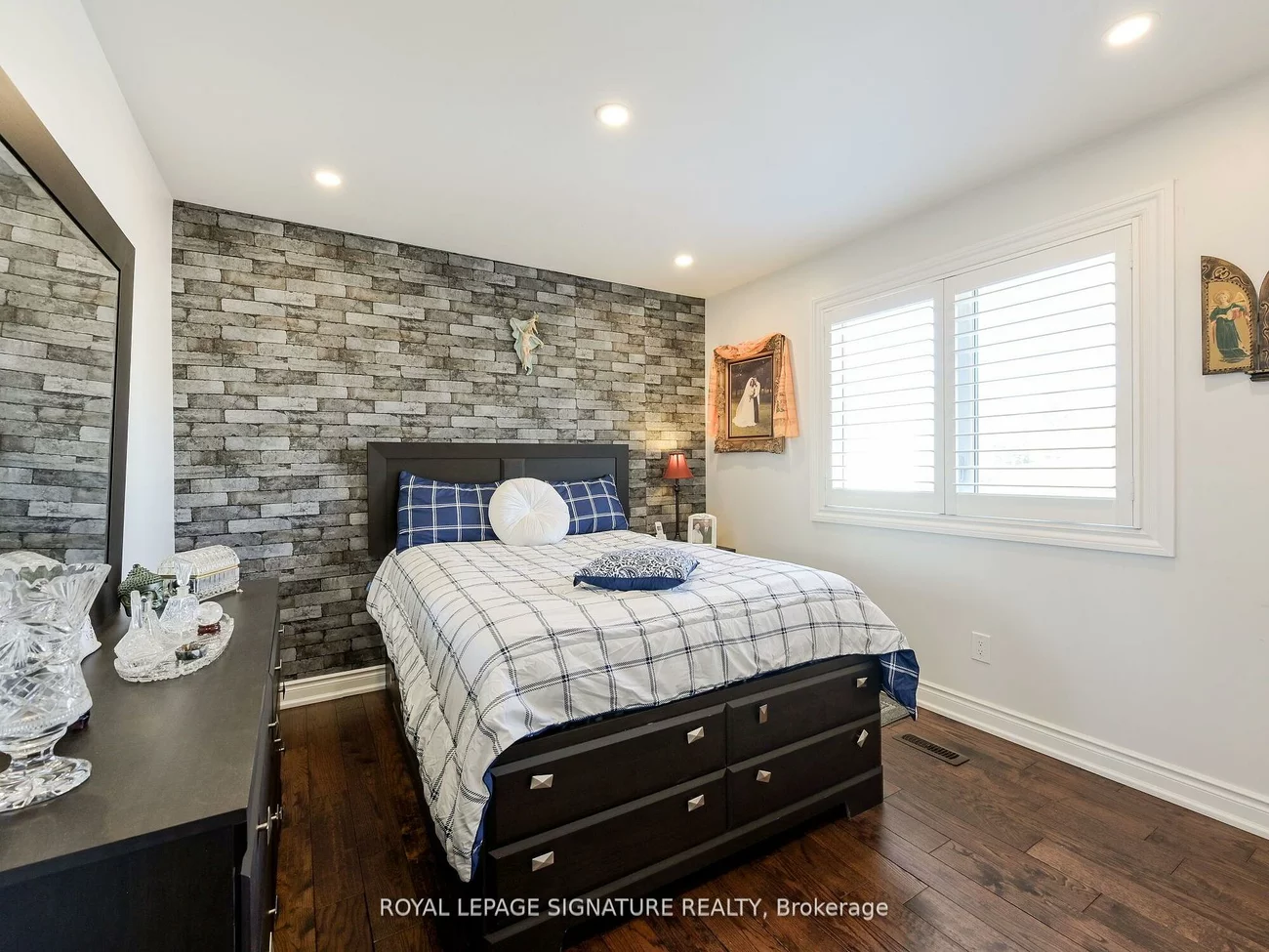 281, McGill, Cooksville, Mississauga