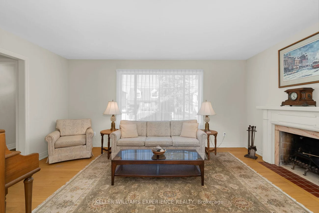 1202, Greening, Lakeview, Mississauga