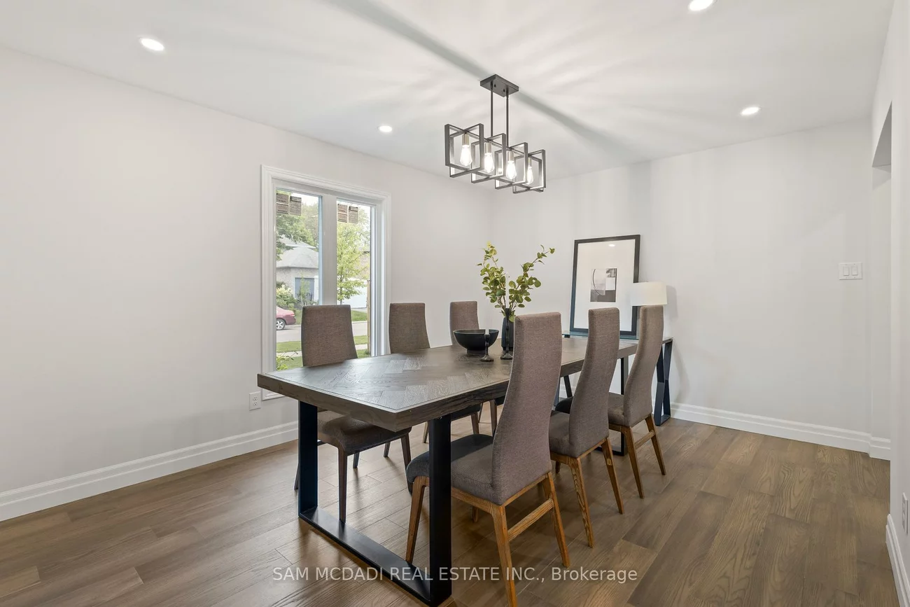 2535, Robin, Sheridan, Mississauga