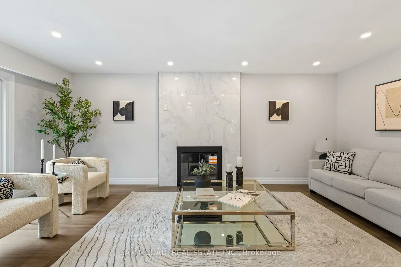 2535, Robin, Sheridan, Mississauga