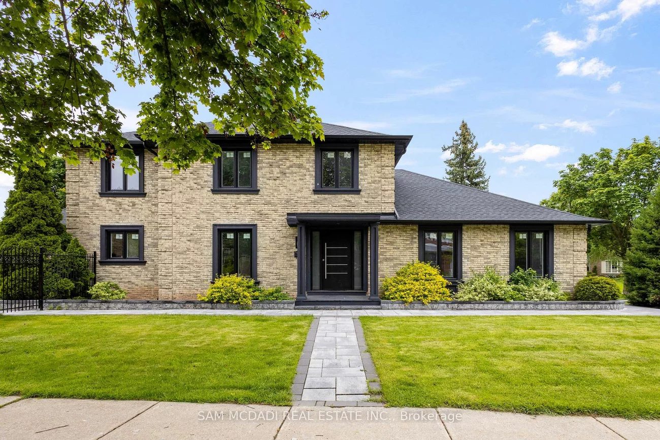 2535, Robin, Sheridan, Mississauga