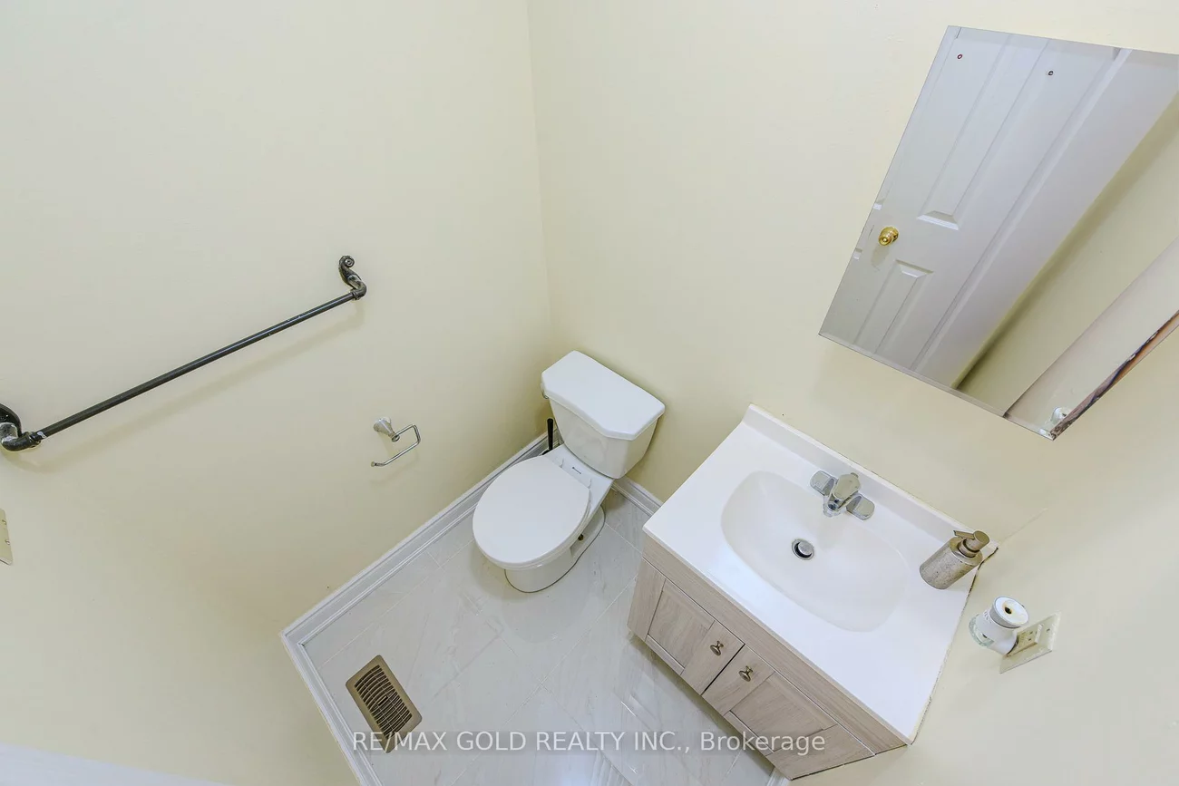 6828, Gracefield, Lisgar, Mississauga