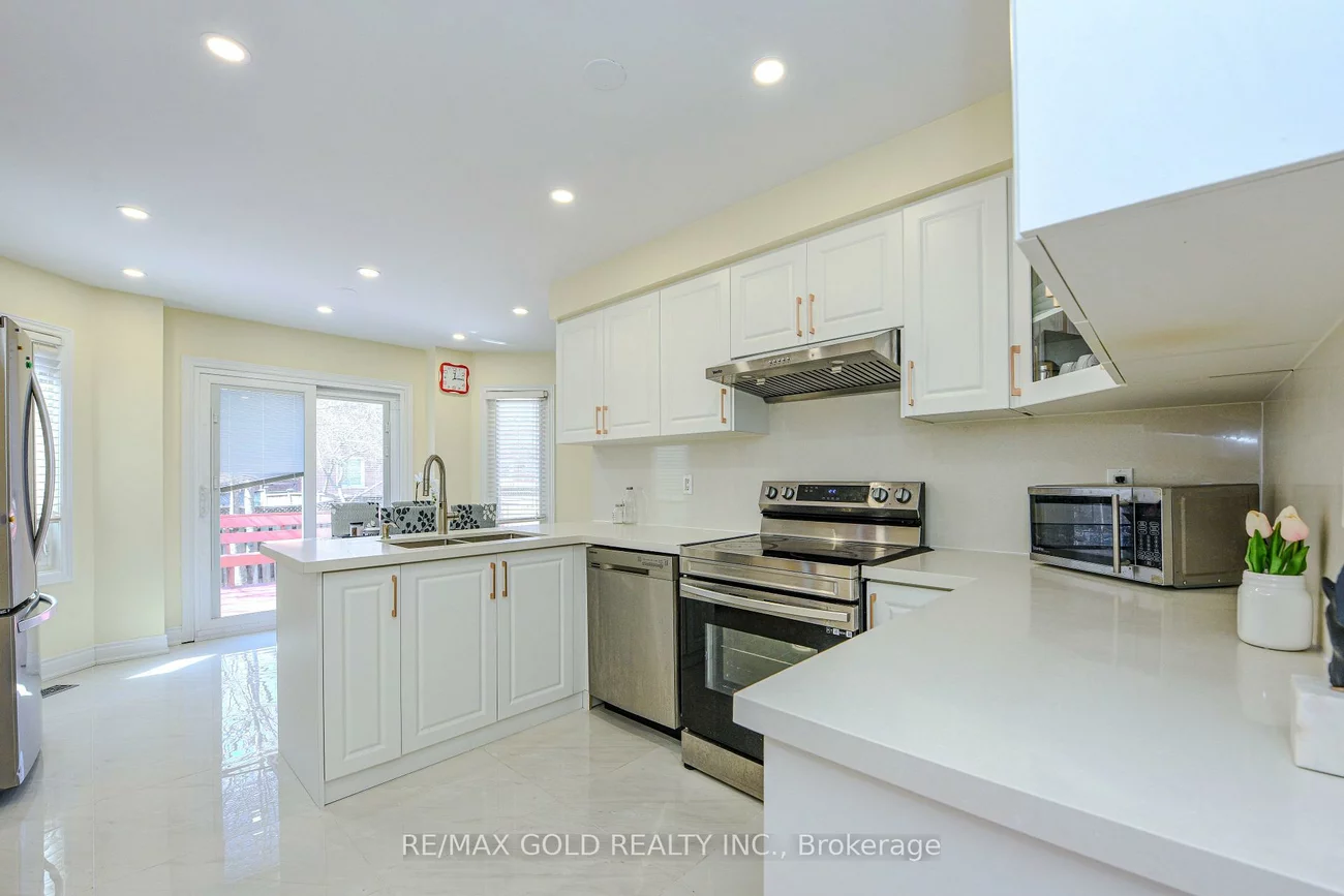 6828, Gracefield, Lisgar, Mississauga