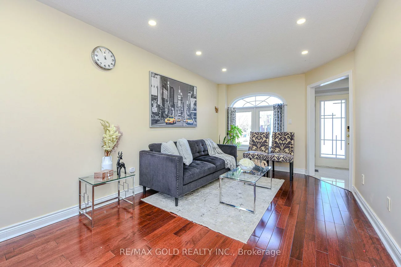 6828, Gracefield, Lisgar, Mississauga