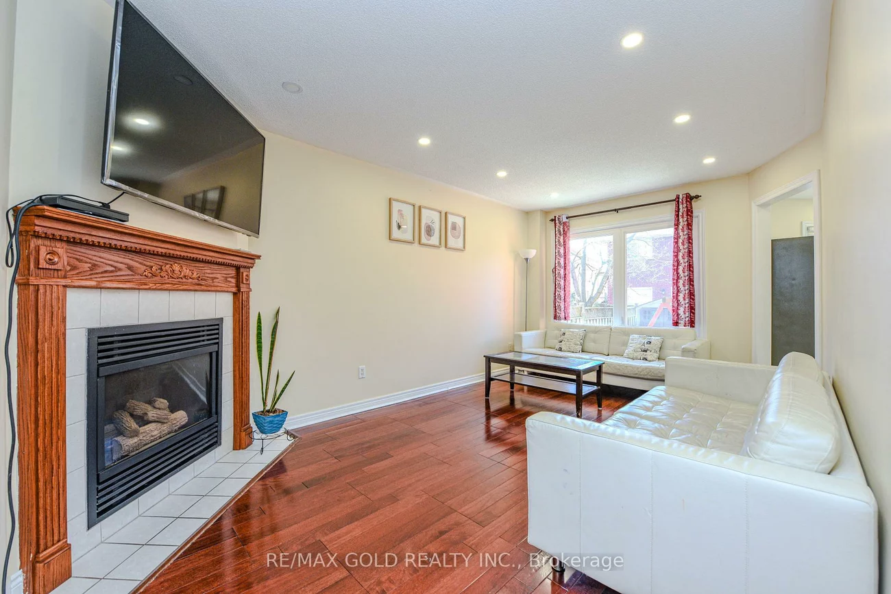 6828, Gracefield, Lisgar, Mississauga