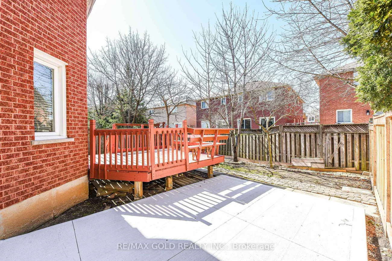 6828, Gracefield, Lisgar, Mississauga