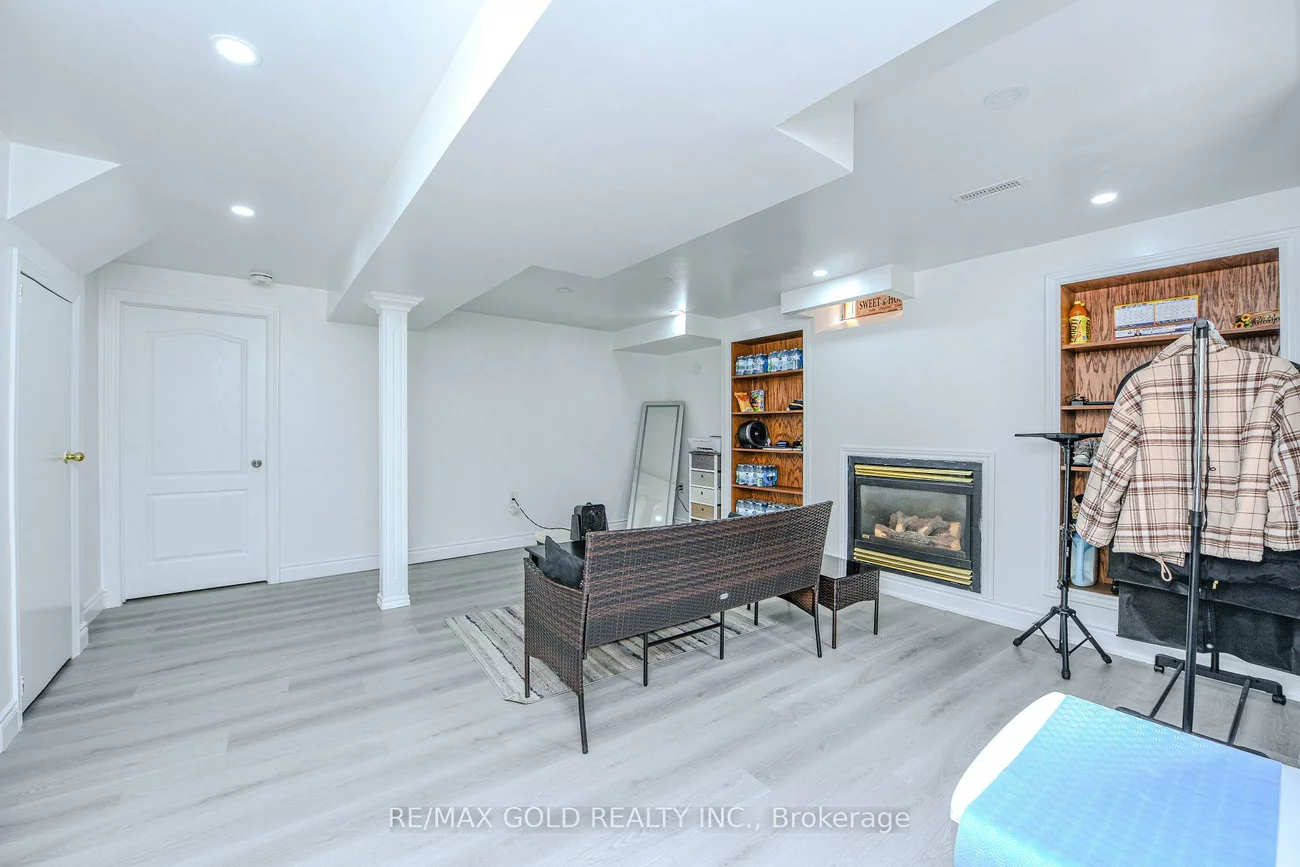 6828, Gracefield, Lisgar, Mississauga