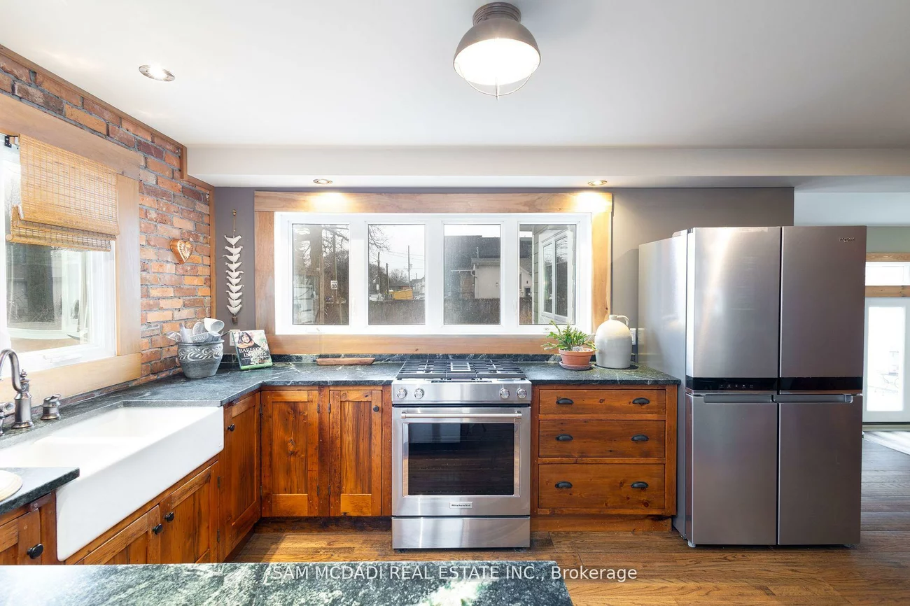 1302, Meredith, Lakeview, Mississauga