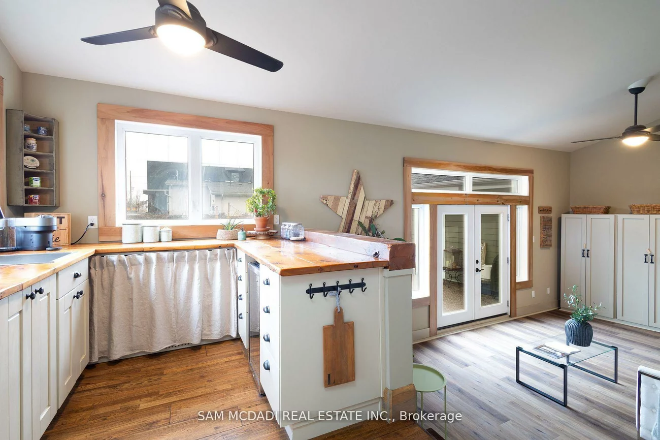 1302, Meredith, Lakeview, Mississauga