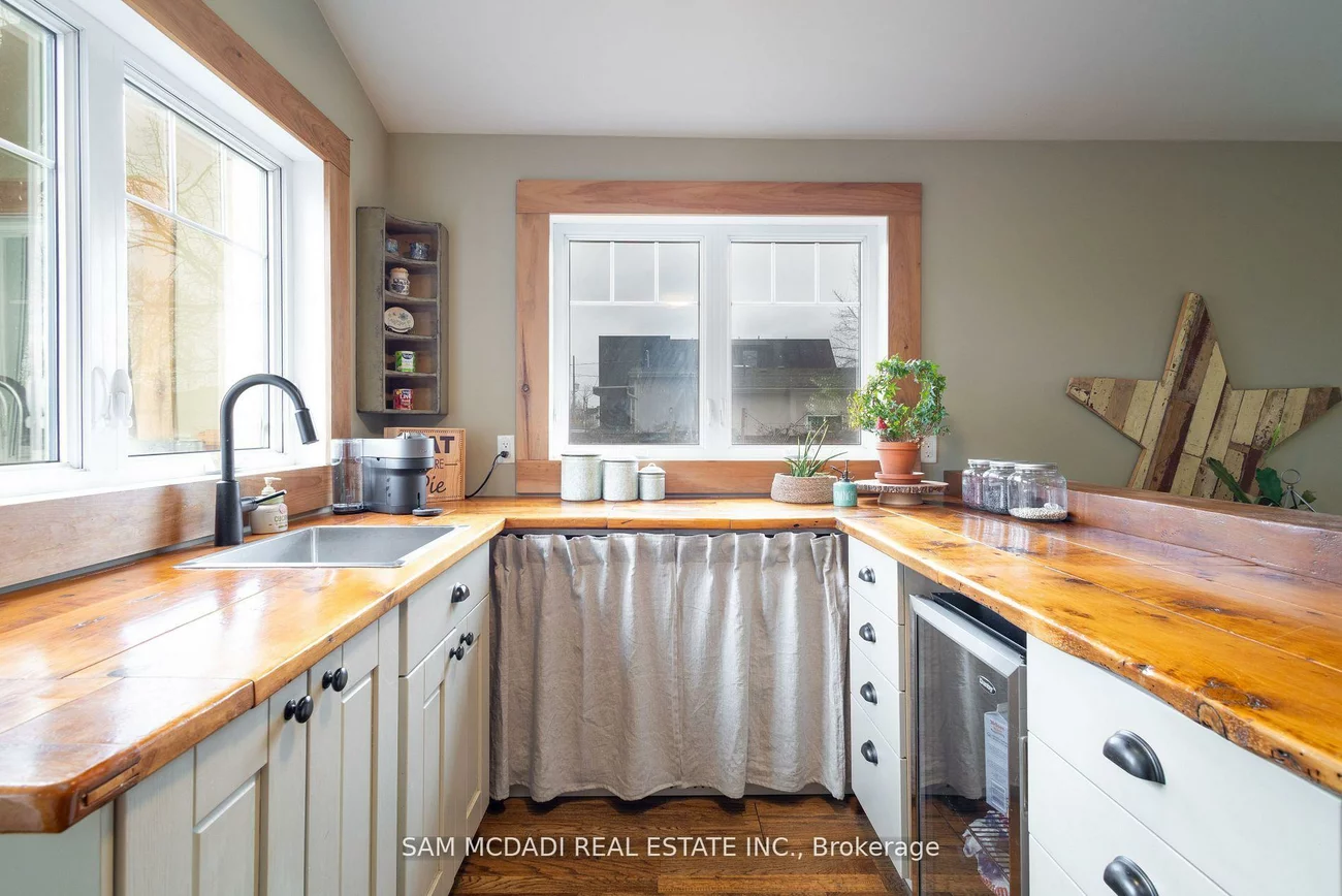 1302, Meredith, Lakeview, Mississauga