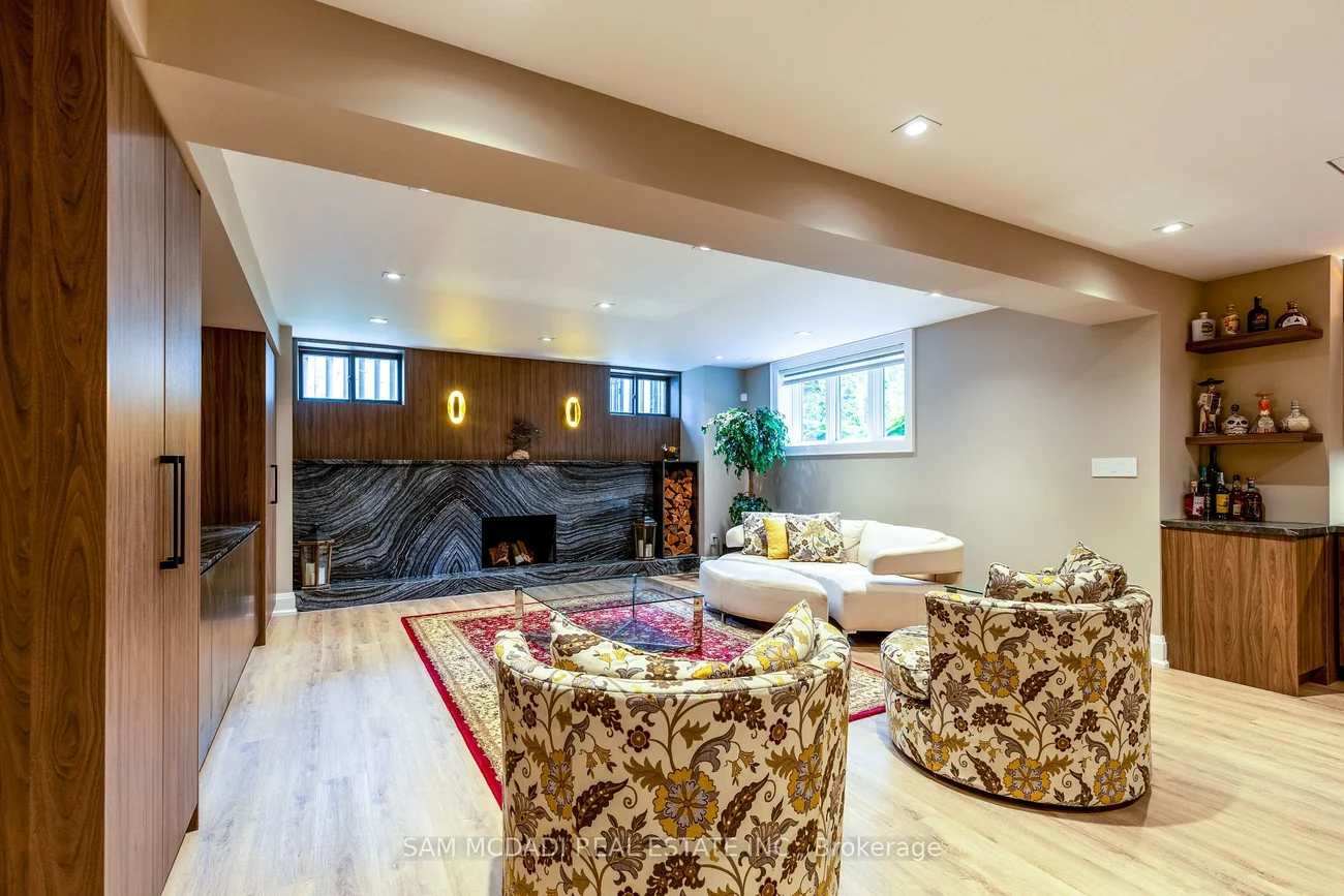 1390, Meadow Green, Lorne Park, Mississauga