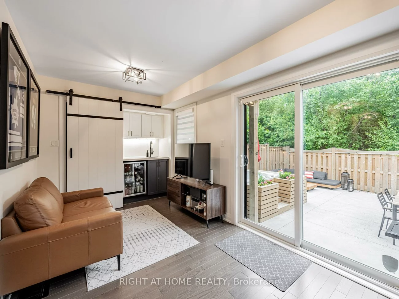 1800, Mitoff, Rathwood, Mississauga