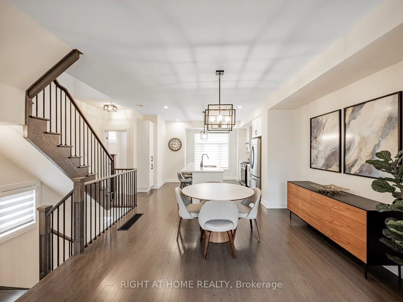 1800, Mitoff, Rathwood, Mississauga