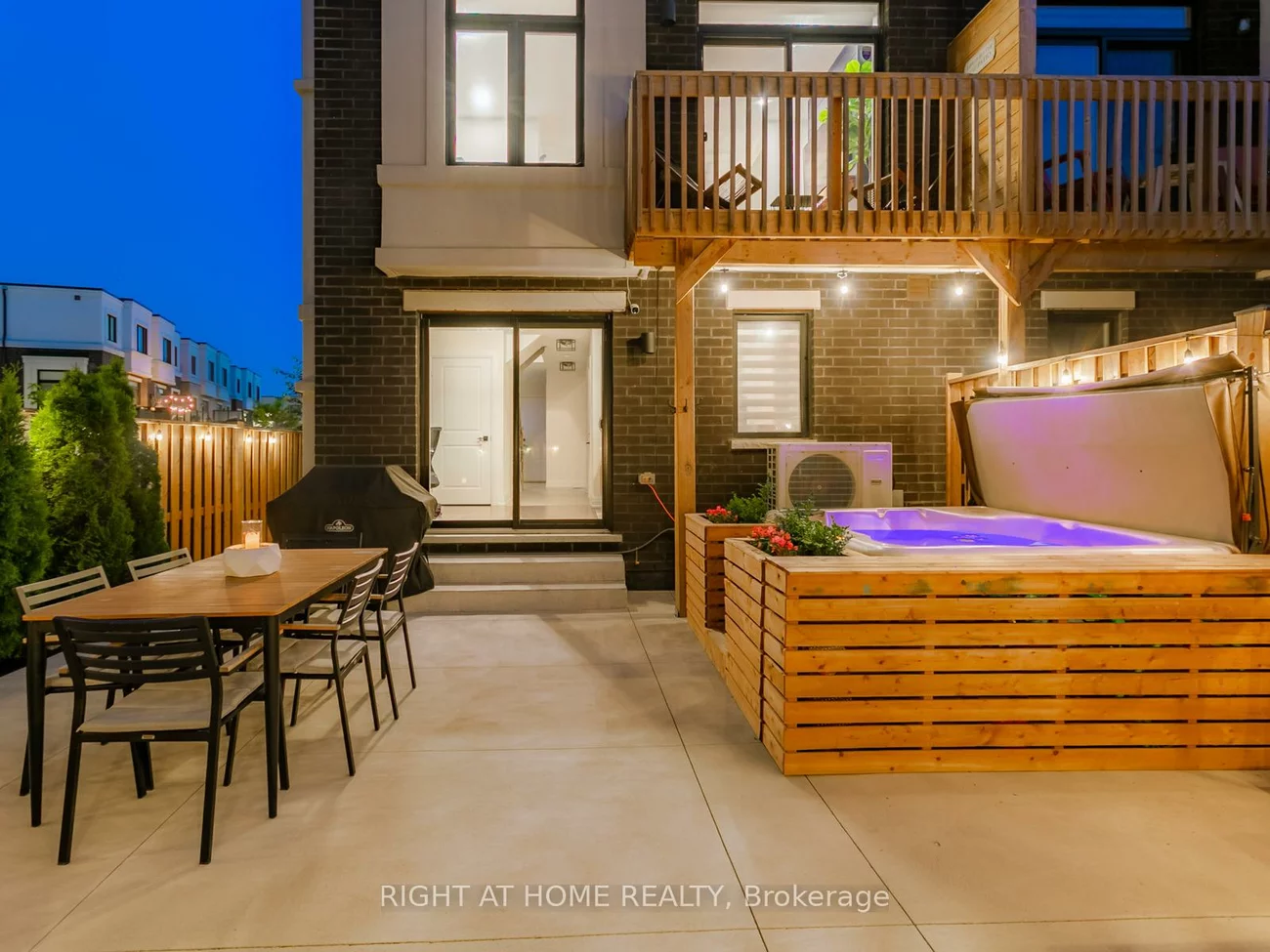 1800, Mitoff, Rathwood, Mississauga