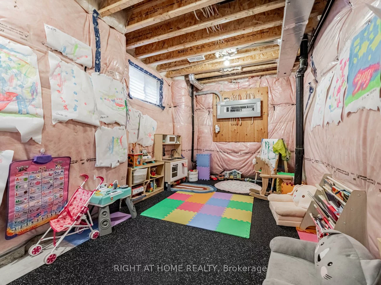 1800, Mitoff, Rathwood, Mississauga
